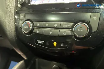 Nissan Qashqai N-Connecta Manual Petrol SUV - Stock Number (1681498) - 12th supplementary image