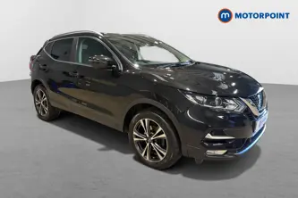 Nissan Qashqai N-Connecta Manual Petrol SUV - Stock Number (1681498) - Drivers side front corner