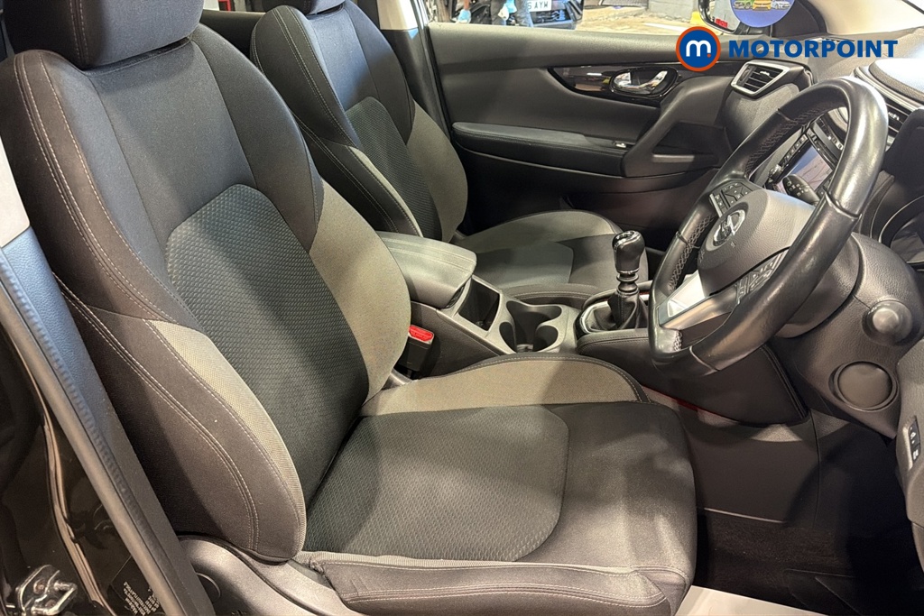 Nissan Qashqai N-Connecta Manual Petrol SUV - Stock Number (1681498) - 22nd supplementary image