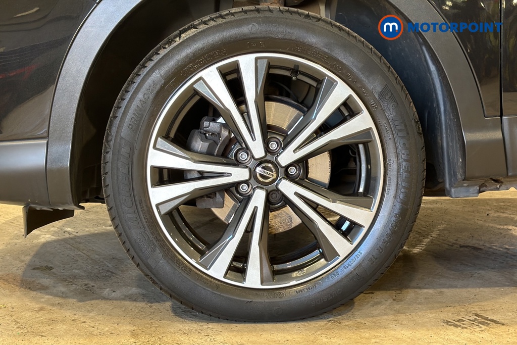 Nissan Qashqai N-Connecta Manual Petrol SUV - Stock Number (1681498) - 44th supplementary image