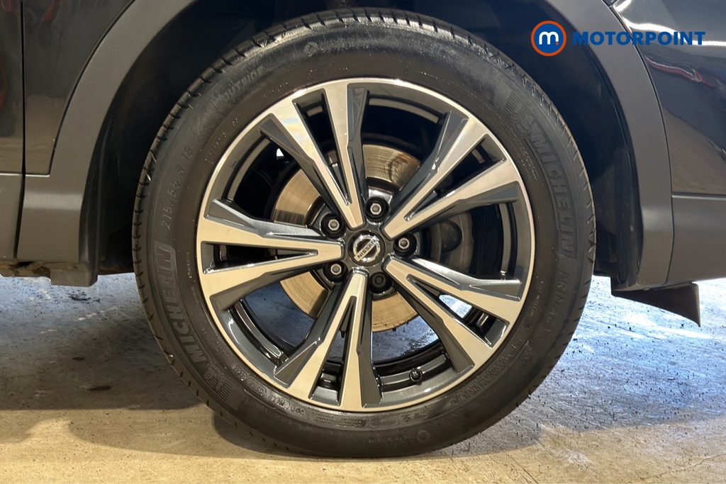 Nissan Qashqai N-Connecta Manual Petrol SUV - Stock Number (1681498) - 47th supplementary image