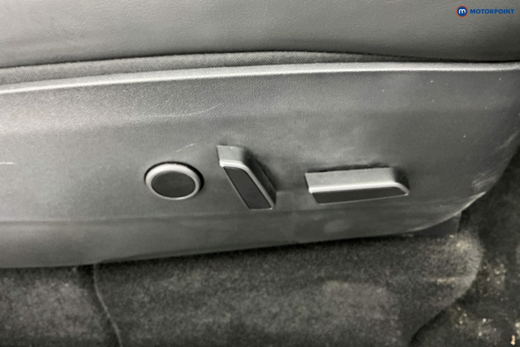 Tesla Model Y Rwd 5Dr Auto Automatic Electric SUV - Stock Number (1681584) - 23rd supplementary image