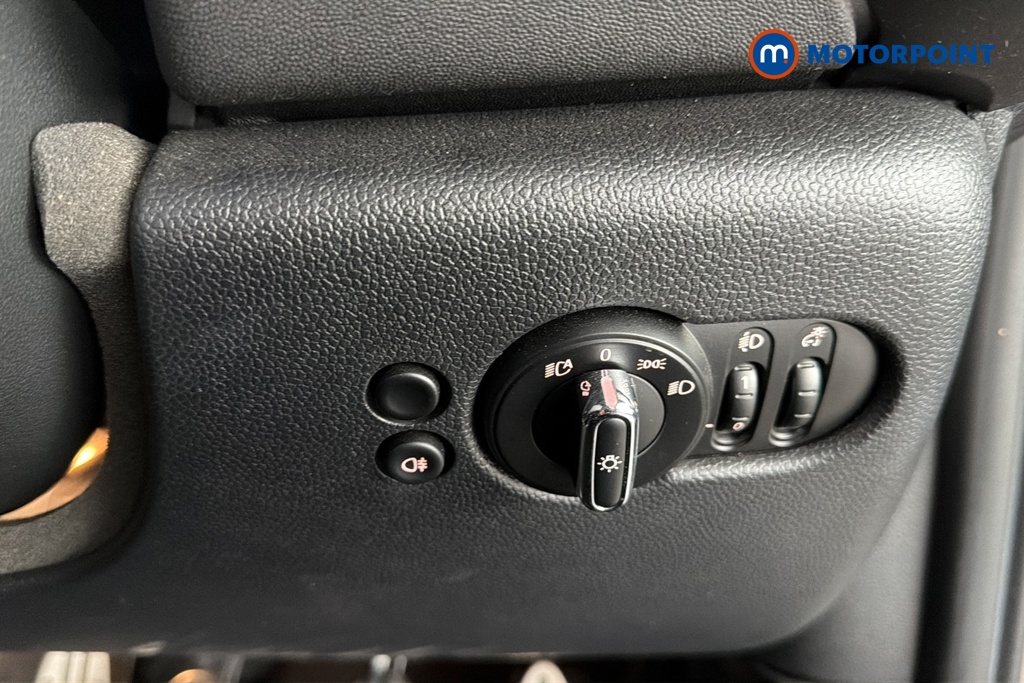 Mini Convertible Cooper S Sport Manual Petrol Convertible - Stock Number (1681658) - 11th supplementary image