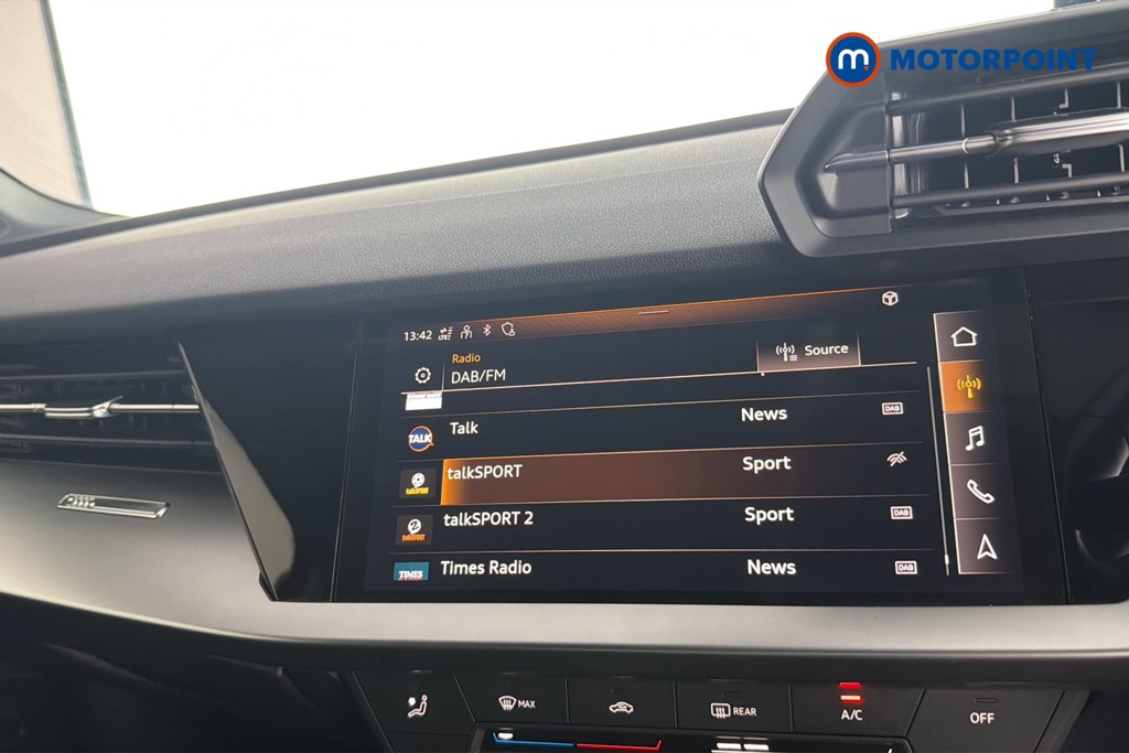 Audi A3 Technik Manual Petrol Hatchback - Stock Number (1681691) - 8th supplementary image