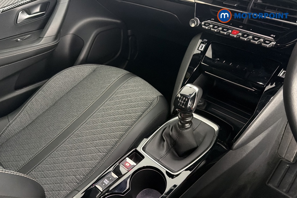 Peugeot 2008 Allure Manual Petrol SUV - Stock Number (1681693) - 15th supplementary image