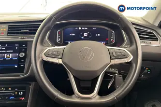 Volkswagen Tiguan Allspace Life Automatic Petrol SUV - Stock Number (1681751) - 2nd supplementary image