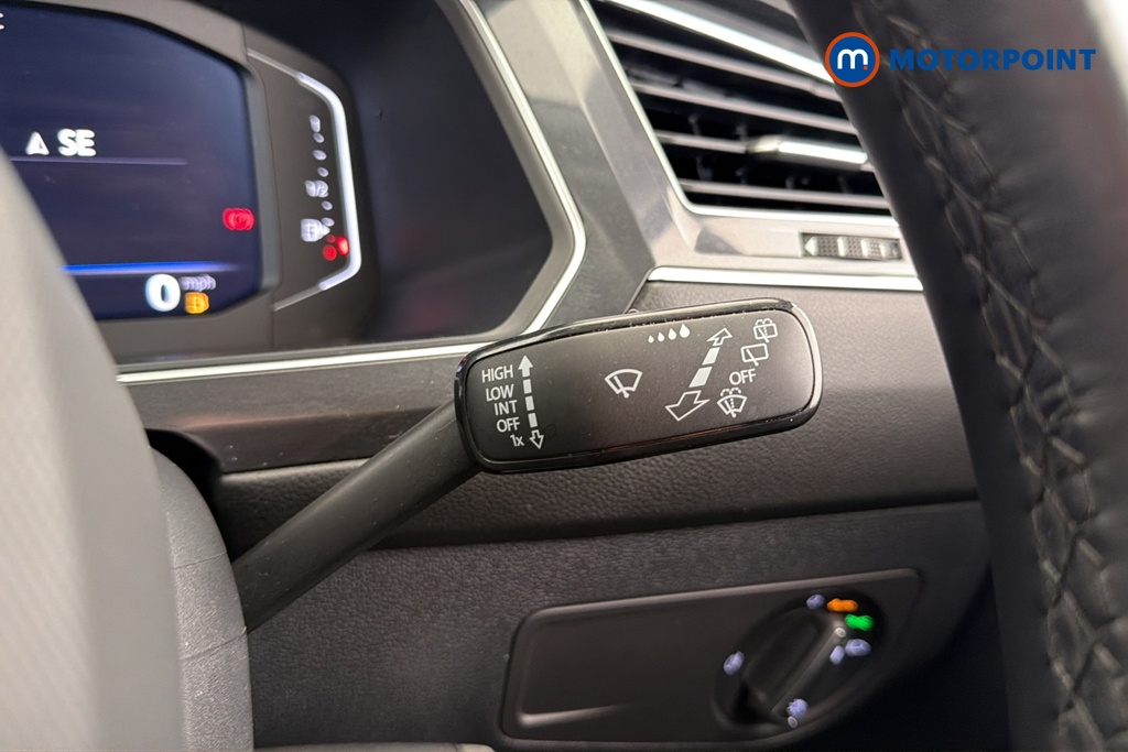 Volkswagen Tiguan Allspace Life Automatic Petrol SUV - Stock Number (1681751) - 6th supplementary image