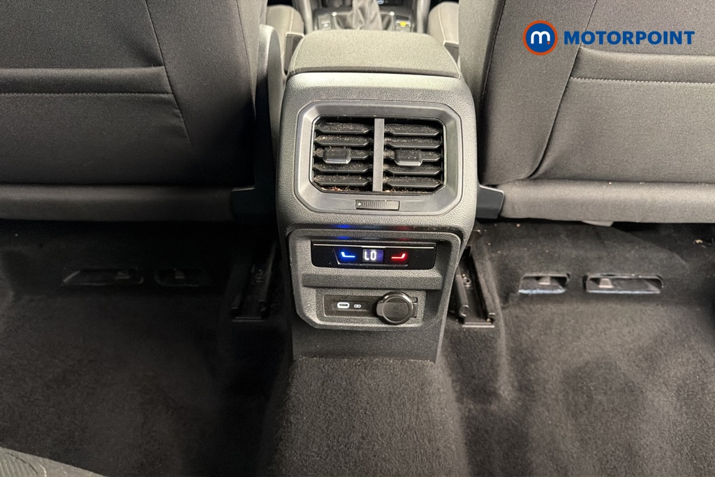 Volkswagen Tiguan Allspace Life Automatic Petrol SUV - Stock Number (1681751) - 28th supplementary image
