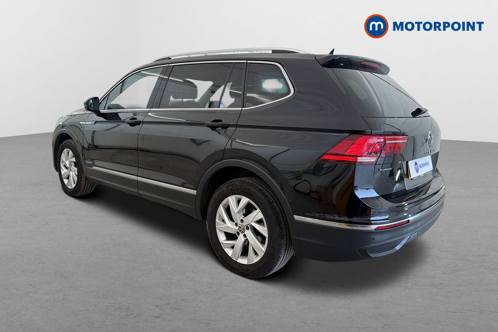 Volkswagen Tiguan Allspace Life Automatic Petrol SUV - Stock Number (1681751) - Drivers side rear corner