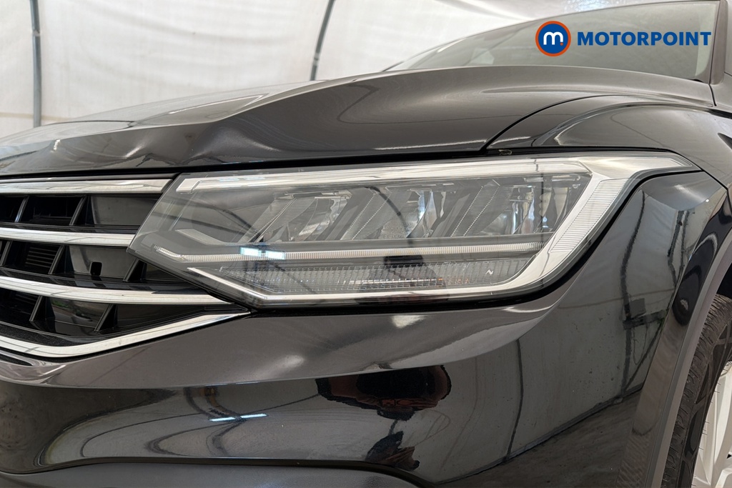 Volkswagen Tiguan Allspace Life Automatic Petrol SUV - Stock Number (1681751) - 42nd supplementary image