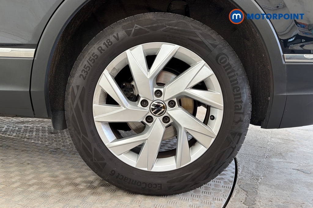 Volkswagen Tiguan Allspace Life Automatic Petrol SUV - Stock Number (1681751) - 45th supplementary image