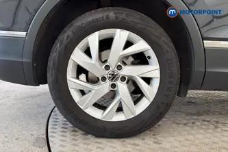 Volkswagen Tiguan Allspace Life Automatic Petrol SUV - Stock Number (1681751) - 46th supplementary image