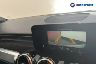 Mercedes-Benz GLB Amg Line Automatic Petrol SUV - Stock Number (1681873) - 13th supplementary image