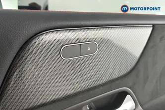 Mercedes-Benz GLB Amg Line Automatic Petrol SUV - Stock Number (1681873) - 14th supplementary image
