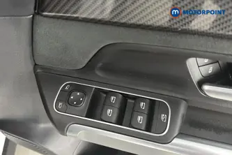 Mercedes-Benz GLB Amg Line Automatic Petrol SUV - Stock Number (1681873) - 19th supplementary image