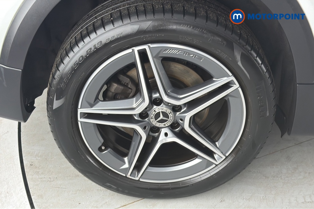 Mercedes-Benz GLB Amg Line Automatic Petrol SUV - Stock Number (1681873) - 46th supplementary image