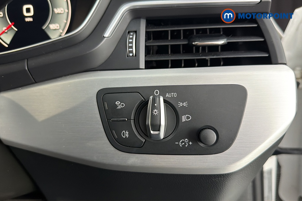 Audi A4 S Line Automatic Diesel Estate - Stock Number (1681955) - 11th supplementary image