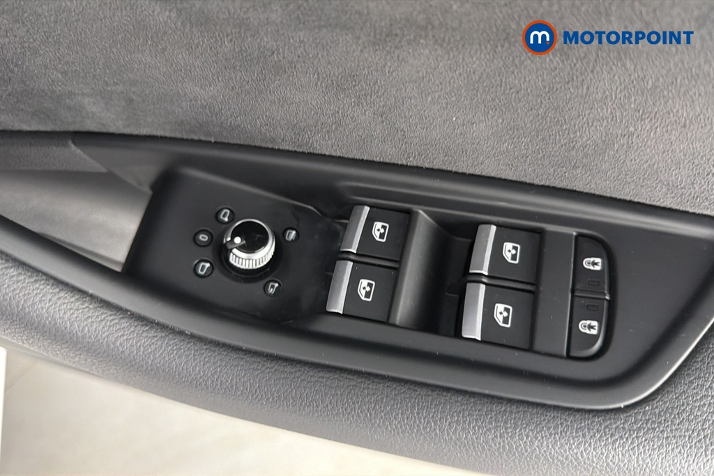 Audi A4 S Line Automatic Diesel Estate - Stock Number (1681955) - 19th supplementary image