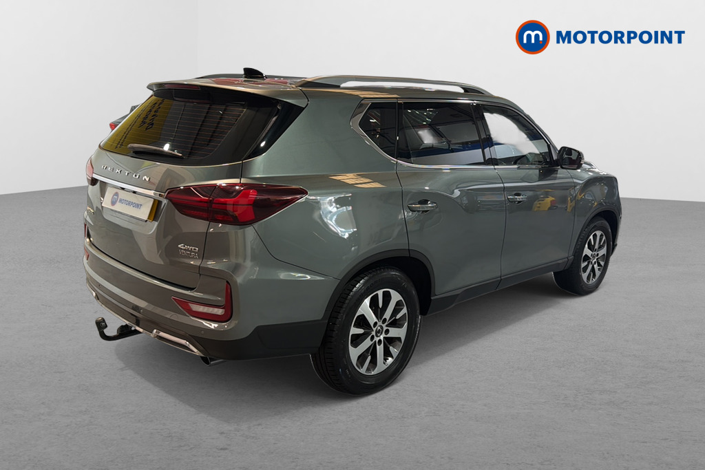 Ssangyong Rexton Ventura Automatic Diesel SUV - Stock Number (1682061) - Passenger side rear corner