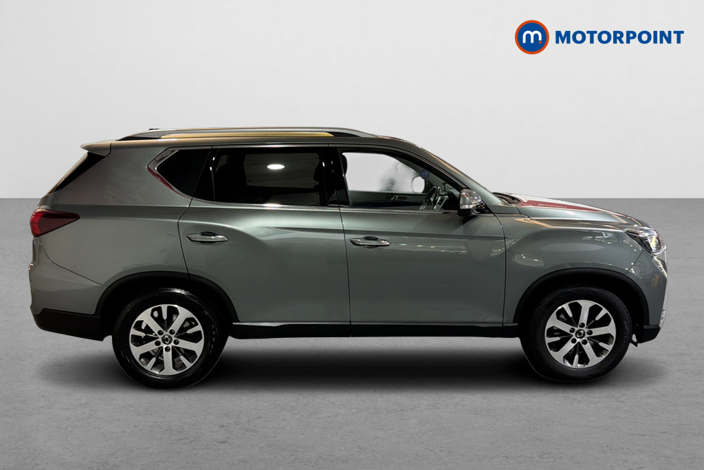 Ssangyong Rexton Ventura Automatic Diesel SUV - Stock Number (1682061) - Passenger side