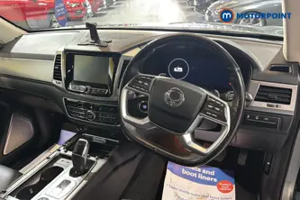 Ssangyong Rexton Ventura Automatic Diesel SUV - Stock Number (1682061) - 1st supplementary image