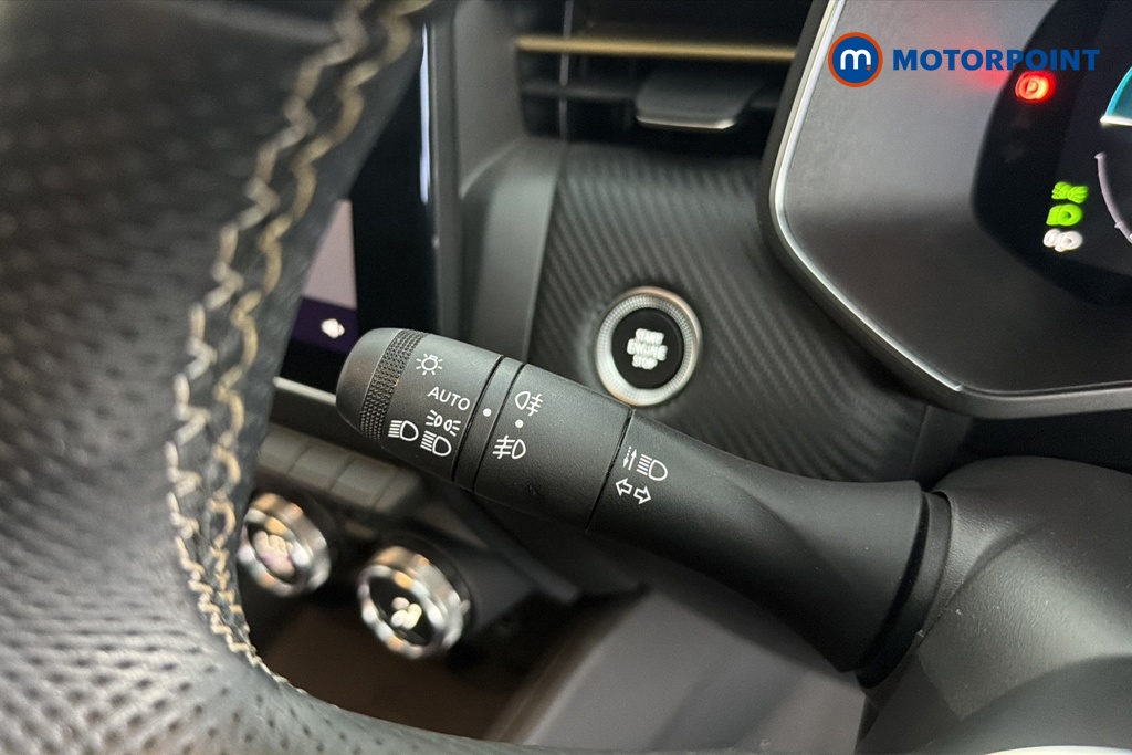 Renault Clio Engineered Automatic Petrol-Electric Hybrid Hatchback - Stock Number (1682080) - 5th supplementary image