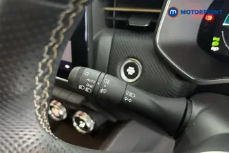 Renault Clio Engineered Automatic Petrol-Electric Hybrid Hatchback - Stock Number (1682080) - 5th supplementary image