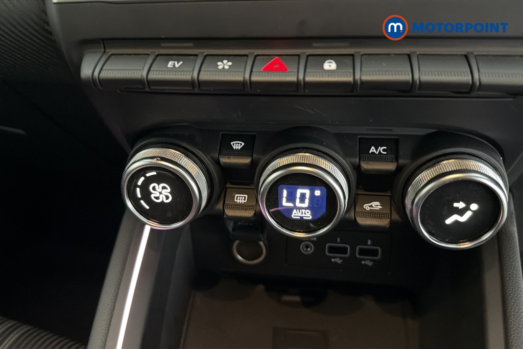 Renault Clio Engineered Automatic Petrol-Electric Hybrid Hatchback - Stock Number (1682080) - 12th supplementary image