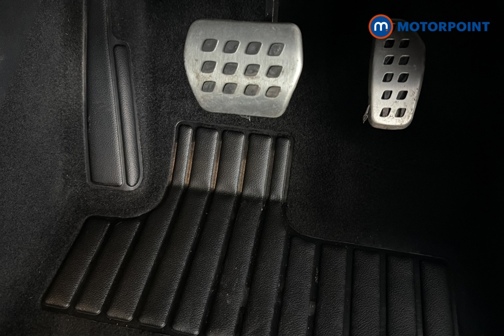Renault Clio Engineered Automatic Petrol-Electric Hybrid Hatchback - Stock Number (1682080) - 24th supplementary image