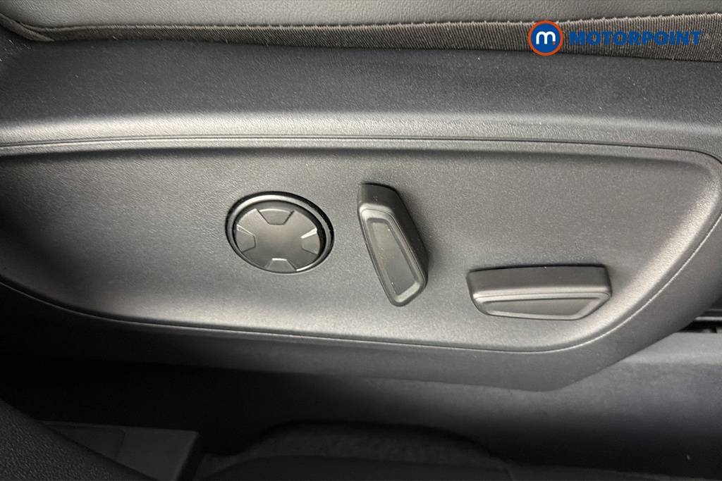 Ford Kuga Sound Edition Automatic Petrol-Electric Hybrid SUV - Stock Number (1682459) - 23rd supplementary image