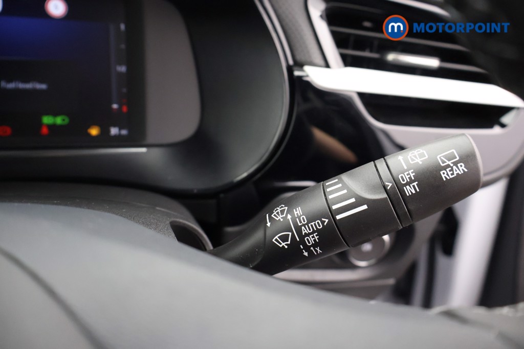 Vauxhall Corsa YES Manual Petrol Hatchback - Stock Number (1639905) - 6th supplementary image