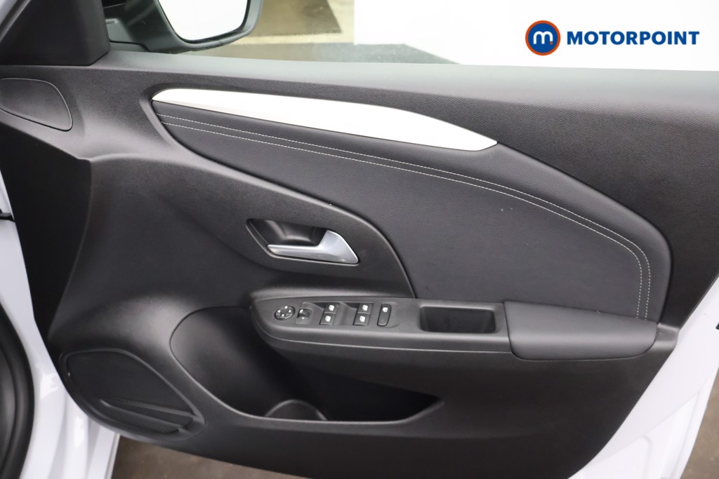 Vauxhall Corsa YES Manual Petrol Hatchback - Stock Number (1639905) - 13th supplementary image