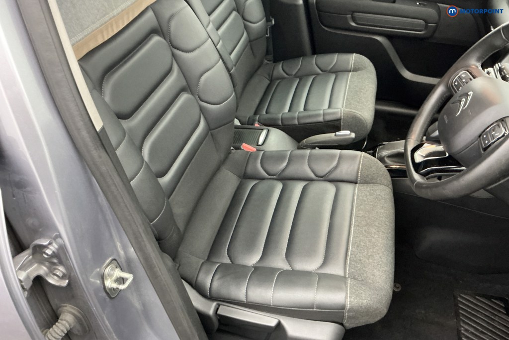Citroen C3 Aircross Shine Plus Automatic Petrol SUV - Stock Number (1663514) - 5th supplementary image