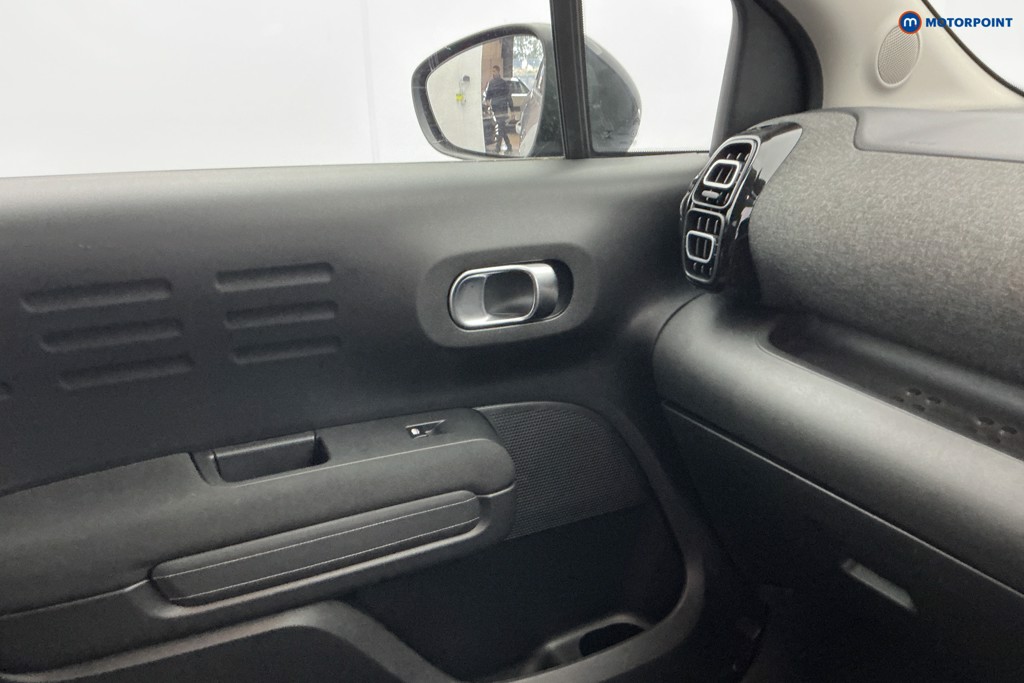 Citroen C3 Aircross Shine Plus Automatic Petrol SUV - Stock Number (1663514) - 21st supplementary image