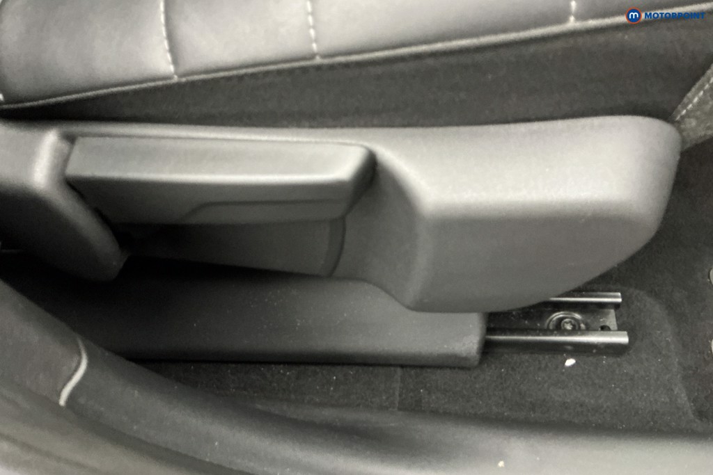 Citroen C3 Aircross Shine Plus Automatic Petrol SUV - Stock Number (1663514) - 25th supplementary image