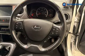 Hyundai I10 Premium Manual Petrol Hatchback - Stock Number (1667260) - 2nd supplementary image
