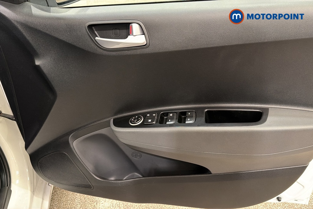 Hyundai I10 Premium Manual Petrol Hatchback - Stock Number (1667260) - 18th supplementary image