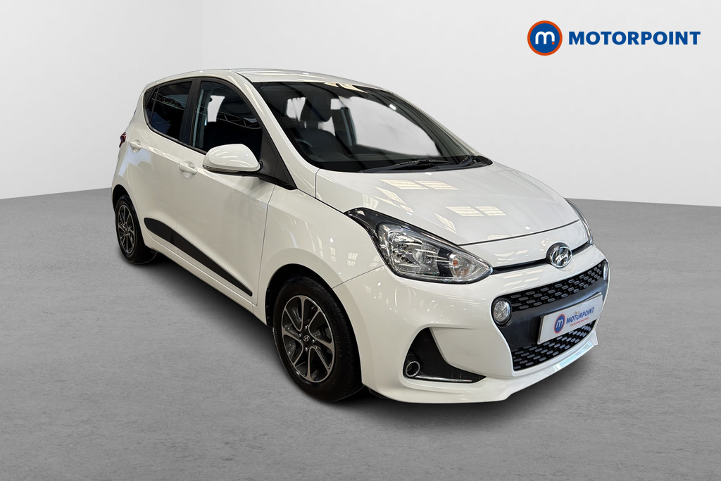 Hyundai I10 Premium Manual Petrol Hatchback - Stock Number (1667260) - Drivers side front corner