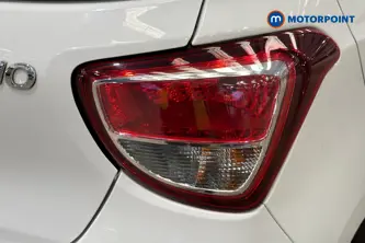 Hyundai I10 Premium Manual Petrol Hatchback - Stock Number (1667260) - 36th supplementary image