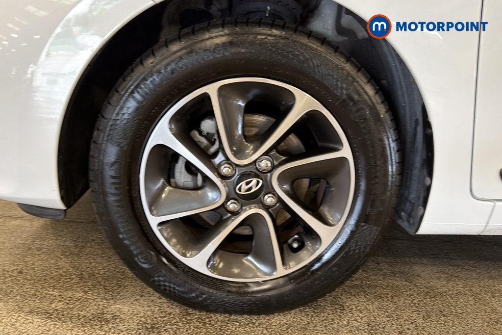 Hyundai I10 Premium Manual Petrol Hatchback - Stock Number (1667260) - 44th supplementary image