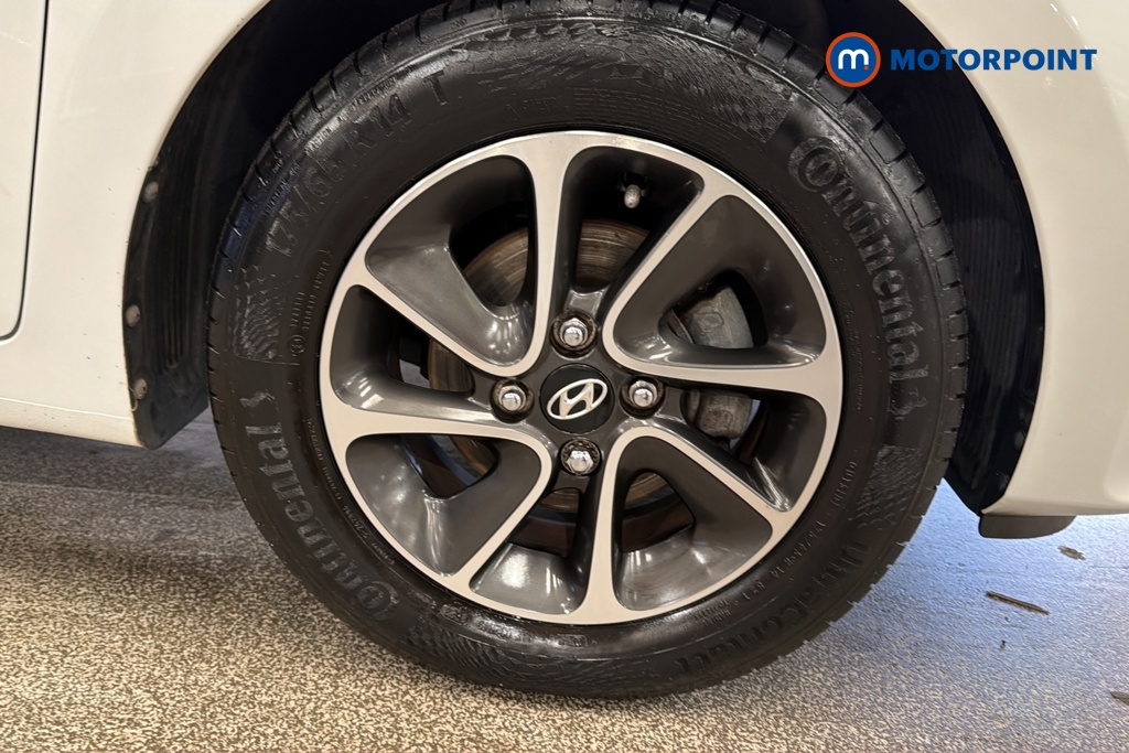 Hyundai I10 Premium Manual Petrol Hatchback - Stock Number (1667260) - 47th supplementary image
