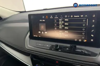 Nissan Qashqai N-Connecta Automatic Petrol-Electric Hybrid SUV - Stock Number (1670103) - 8th supplementary image