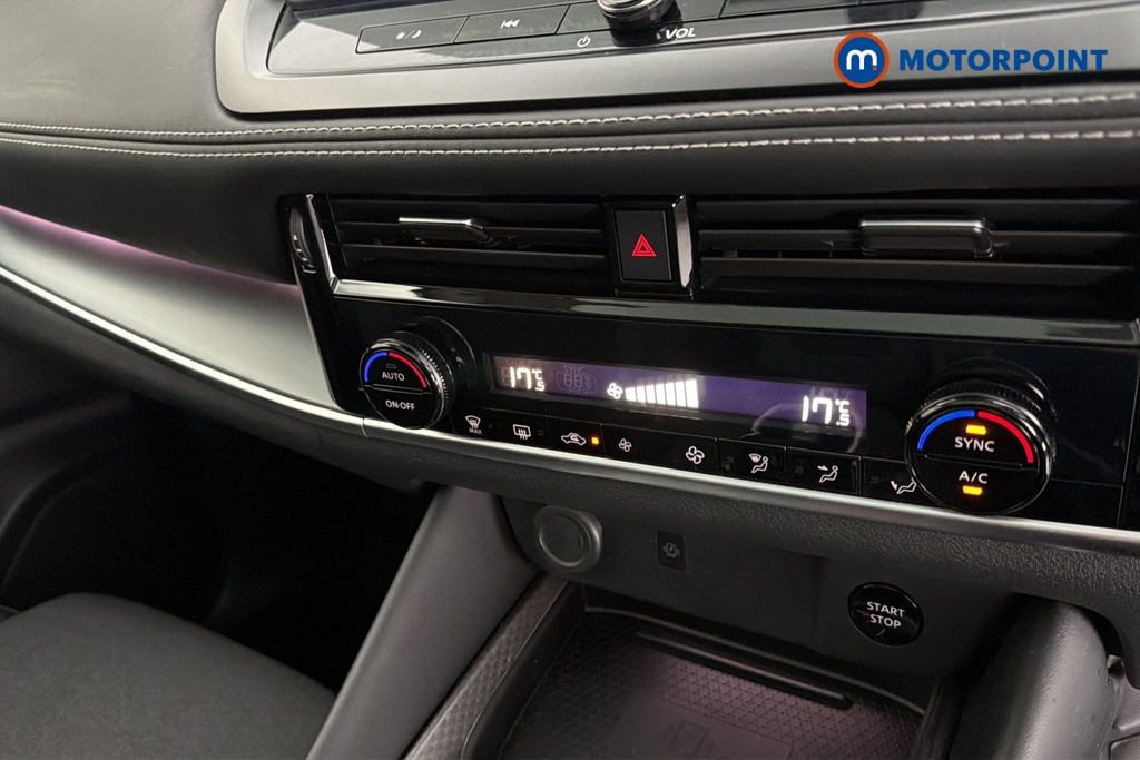 Nissan Qashqai N-Connecta Automatic Petrol-Electric Hybrid SUV - Stock Number (1670103) - 12th supplementary image