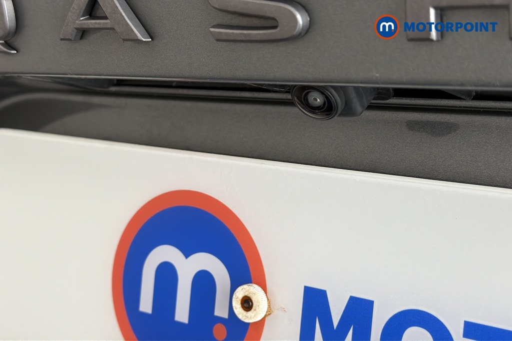 Nissan Qashqai N-Connecta Automatic Petrol-Electric Hybrid SUV - Stock Number (1670103) - 37th supplementary image
