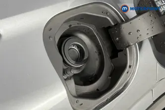 Nissan Qashqai N-Connecta Automatic Petrol-Electric Hybrid SUV - Stock Number (1670103) - 41st supplementary image