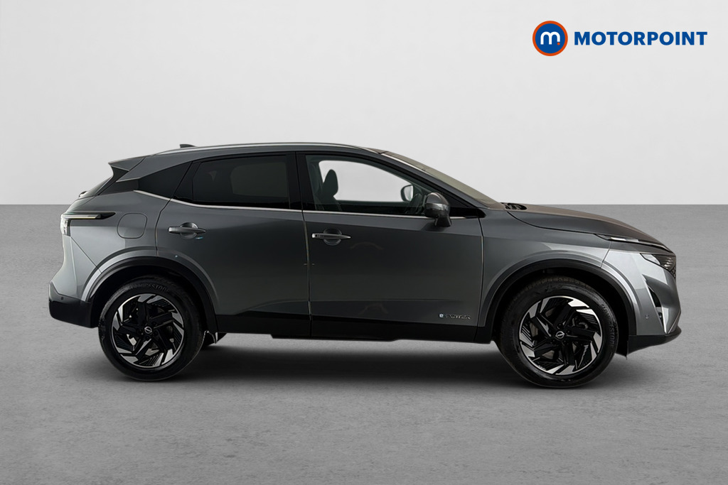 Nissan Qashqai N-Connecta Automatic Petrol-Electric Hybrid SUV - Stock Number (1670103) - Passenger side
