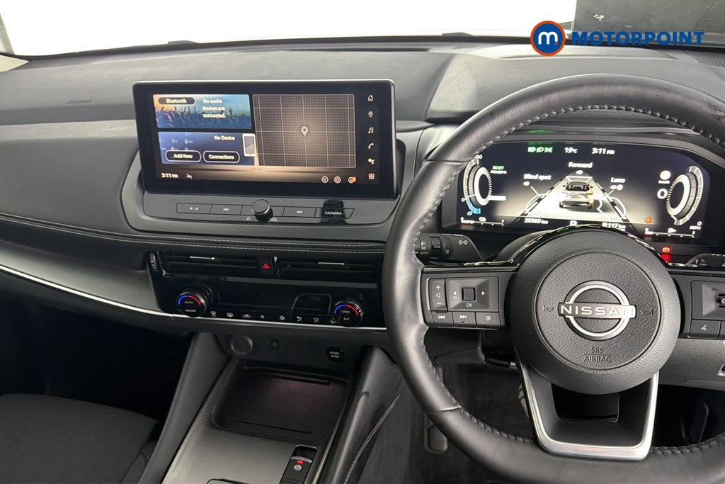 Nissan Qashqai N-Connecta Automatic Petrol-Electric Hybrid SUV - Stock Number (1670103) - 1st supplementary image