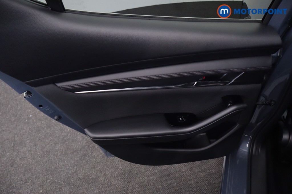 Mazda 3 Exclusive-Line Automatic Petrol Hatchback - Stock Number (1672720) - 31st supplementary image