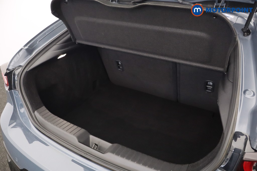 Mazda 3 Exclusive-Line Automatic Petrol Hatchback - Stock Number (1672720) - 48th supplementary image