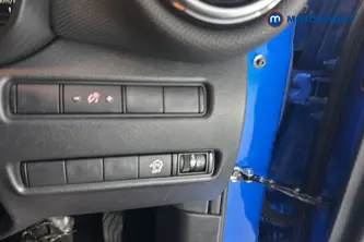 Nissan Juke N-Connecta Automatic Petrol SUV - Stock Number (1672879) - 11th supplementary image